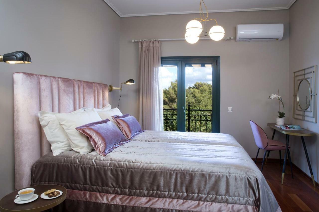 Avra Private Suites Ласи Екстериор снимка