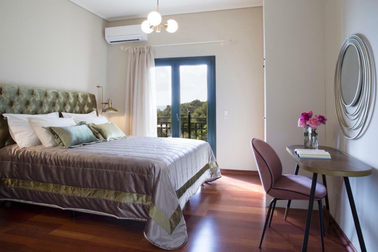 Avra Private Suites Ласи Екстериор снимка