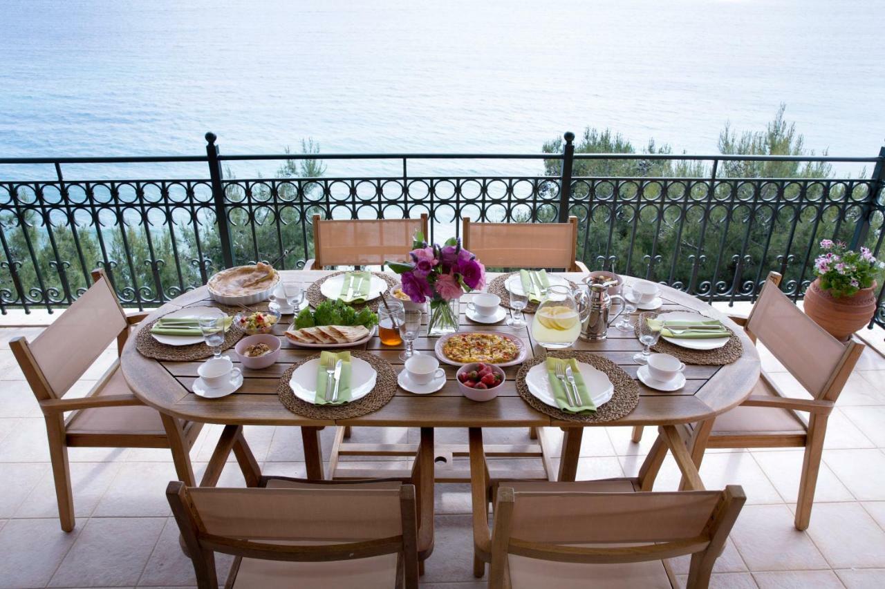 Avra Private Suites Ласи Екстериор снимка